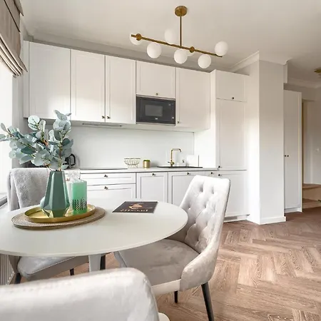 Margi Daphne Lux Beauti Apartment