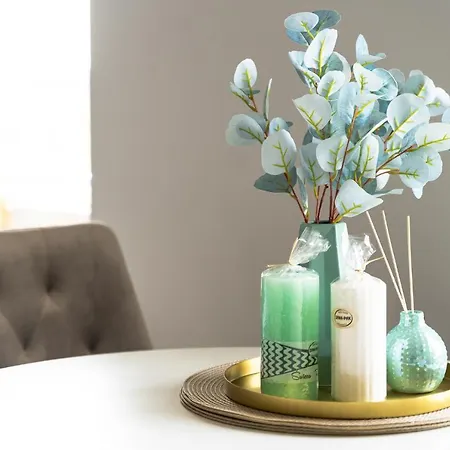 Margi Daphne Lux Beauti アパート *